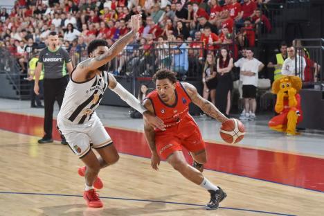 CSM Oradea egalează în finală! Victorie entuziasmantă în meciul 2 cu U BT Cluj, în Oradea Arena (FOTO/VIDEO)